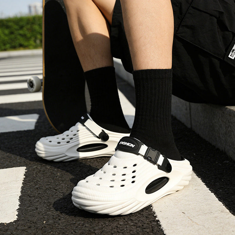 Modne ażurowe sandały na grube – Aquatic Sports Shoes recenzja i cena