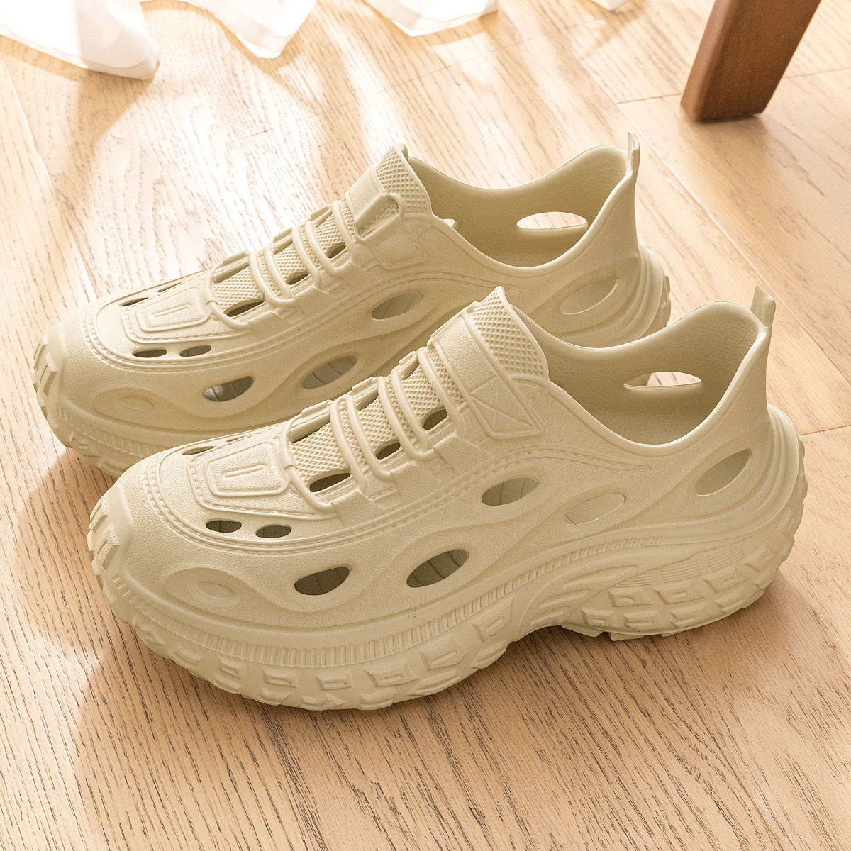 Męskie letnie chodaki do nosze – Aquatic Sports Shoes recenzja i cena